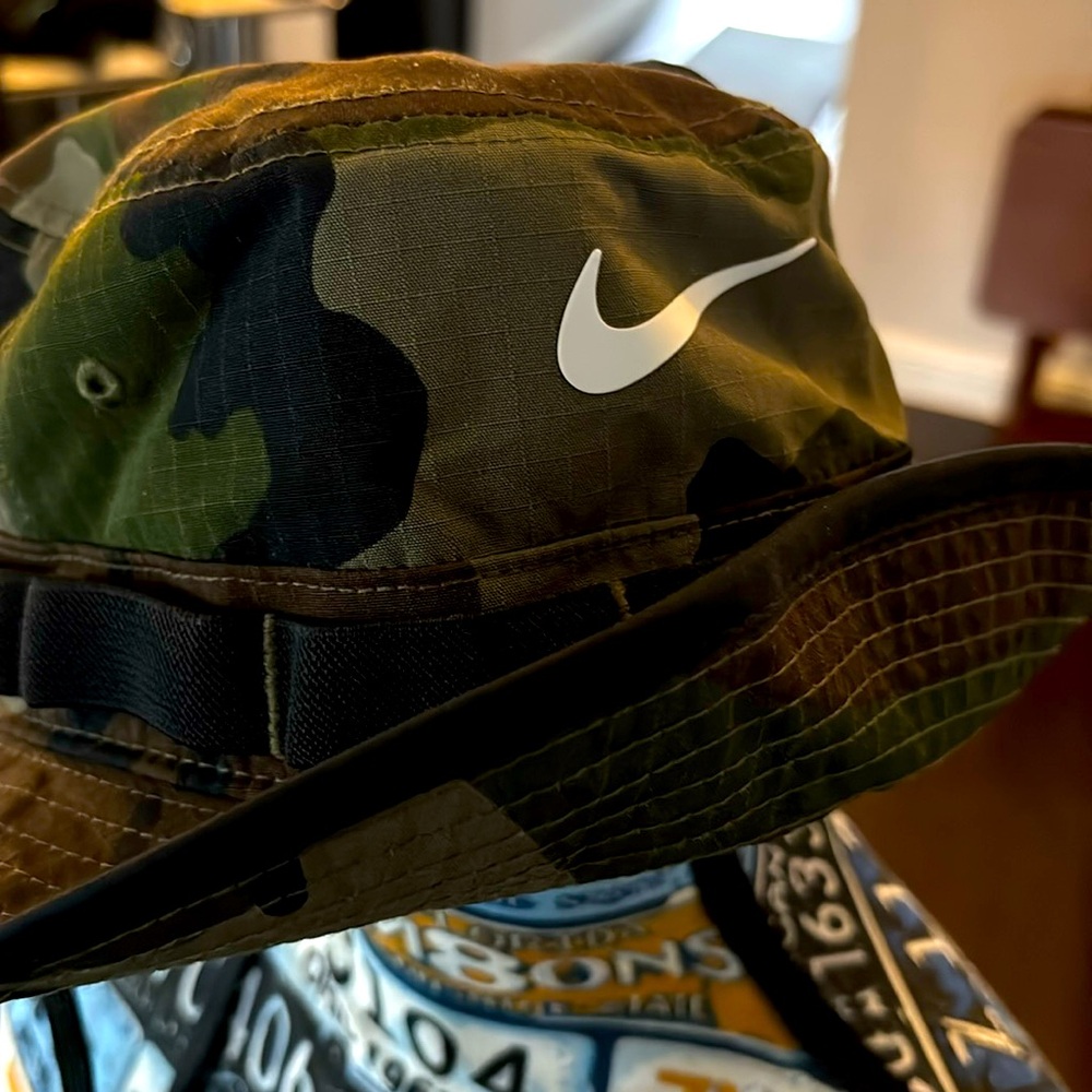Nike Bucket Hat Size S/M